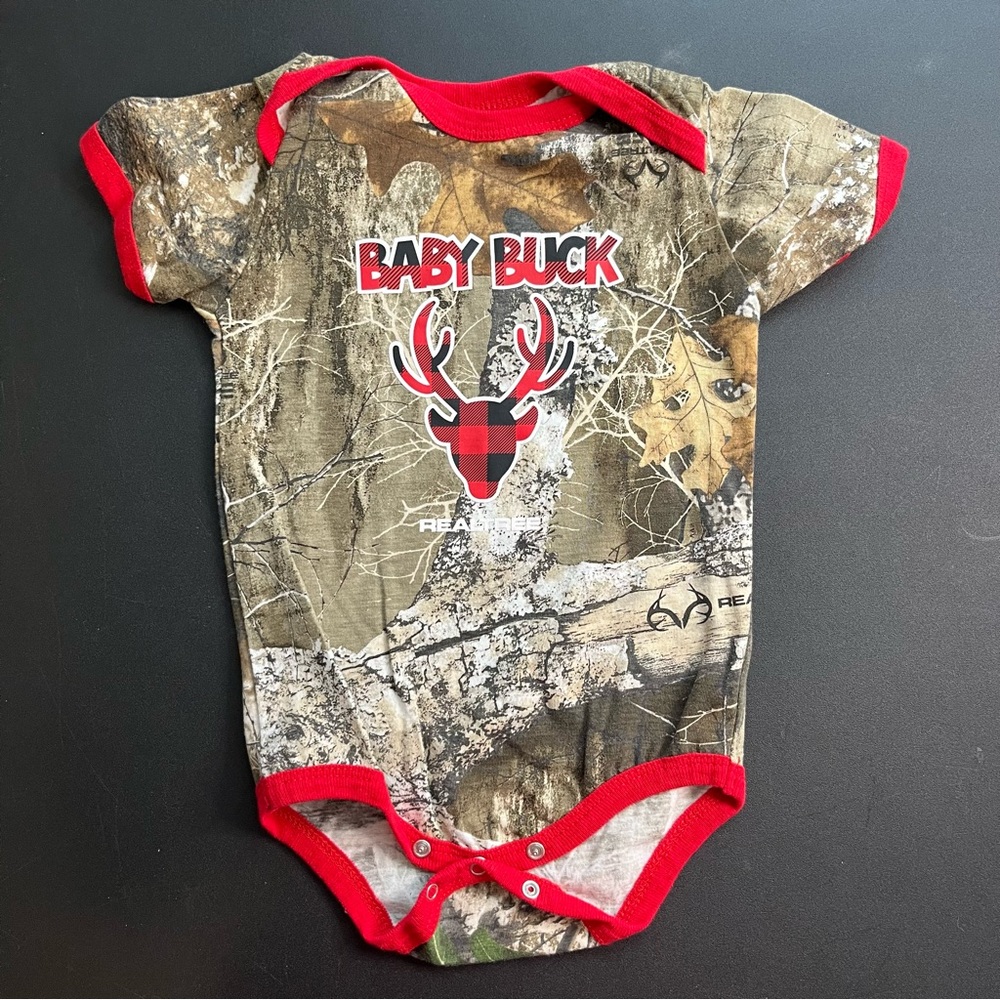 REALTREE "Baby Buck" Camo Onesie Size 24 months